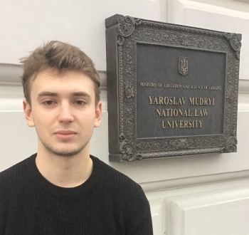 Олександр Стратієнко